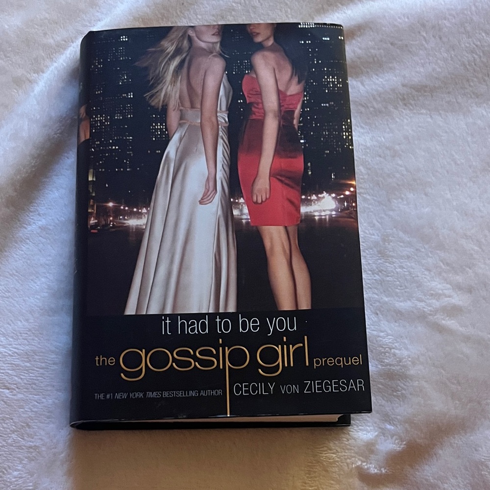 Brand New Gossip Girl Prequel Hardcover Book
